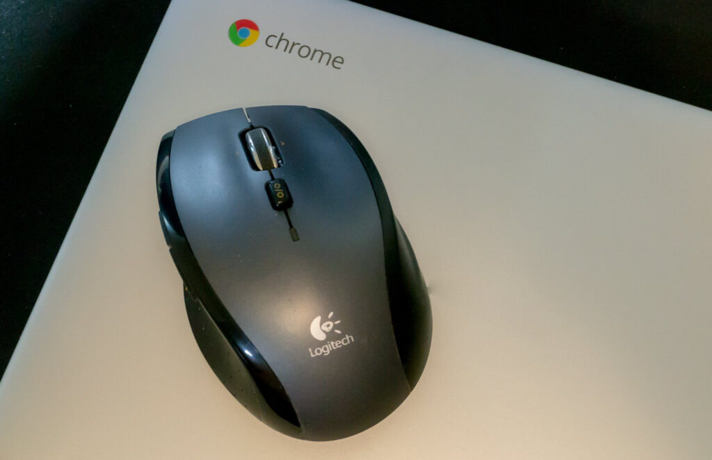 Connecting a Mouse to Your Chromebook